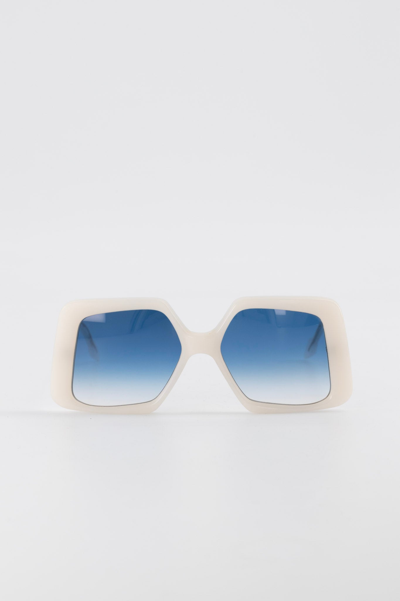 6.18 AM – BABY BLUE - Alba Nera - Alba Nera